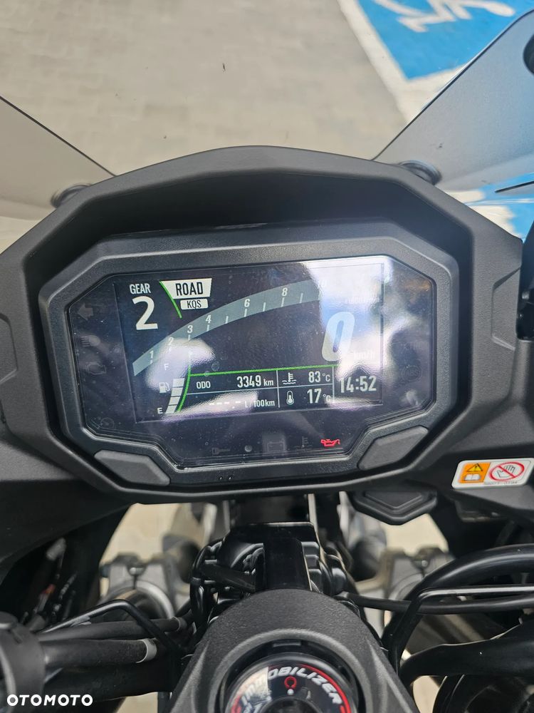 Kawasaki Ninja 1000 SX - 4