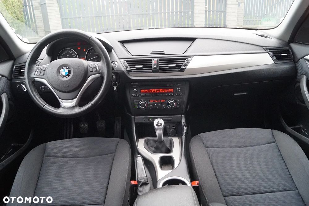 BMW X1 sDrive18i - 6