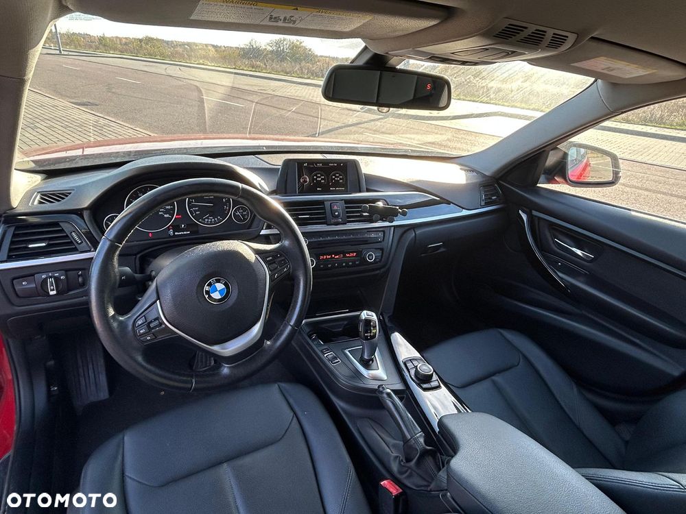 BMW Seria 3 328i - 22