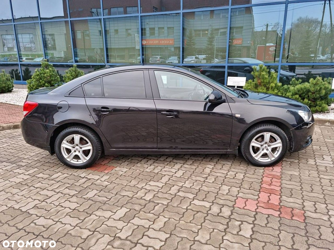 Chevrolet Cruze 1.6 LS - 11