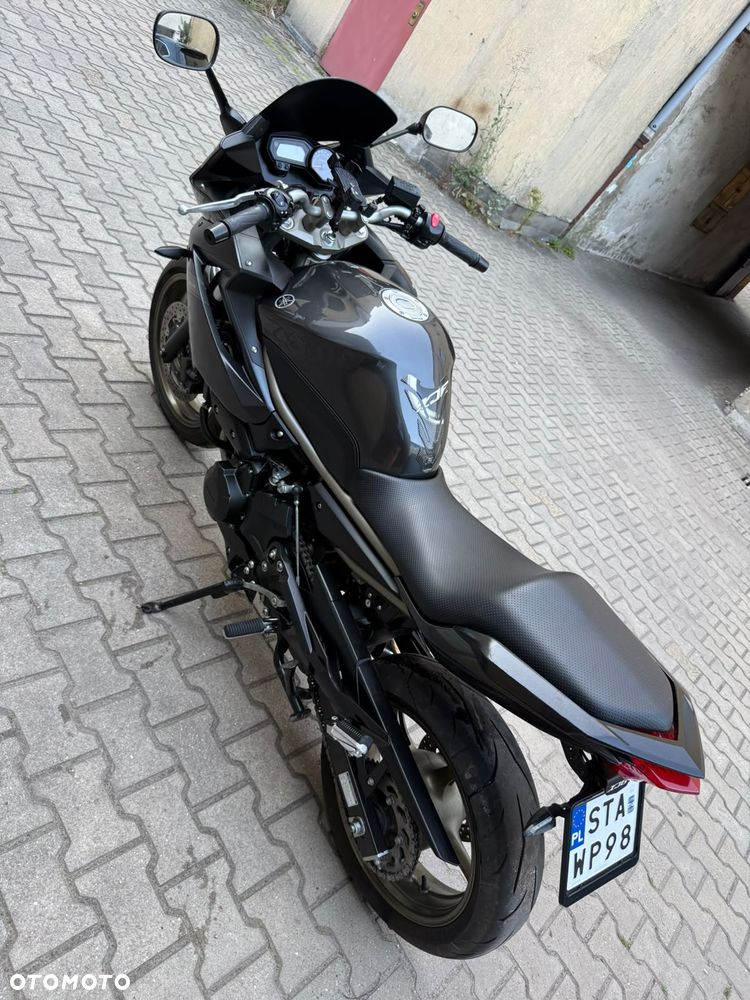 Yamaha XJ - 25
