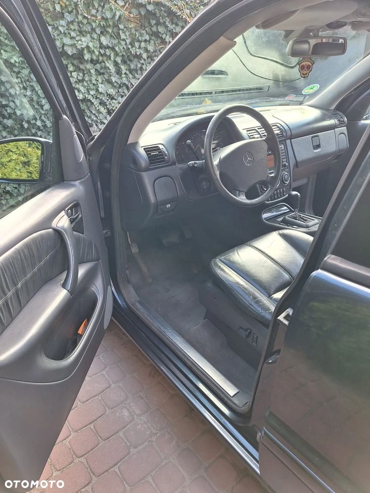 Mercedes-Benz ML - 9