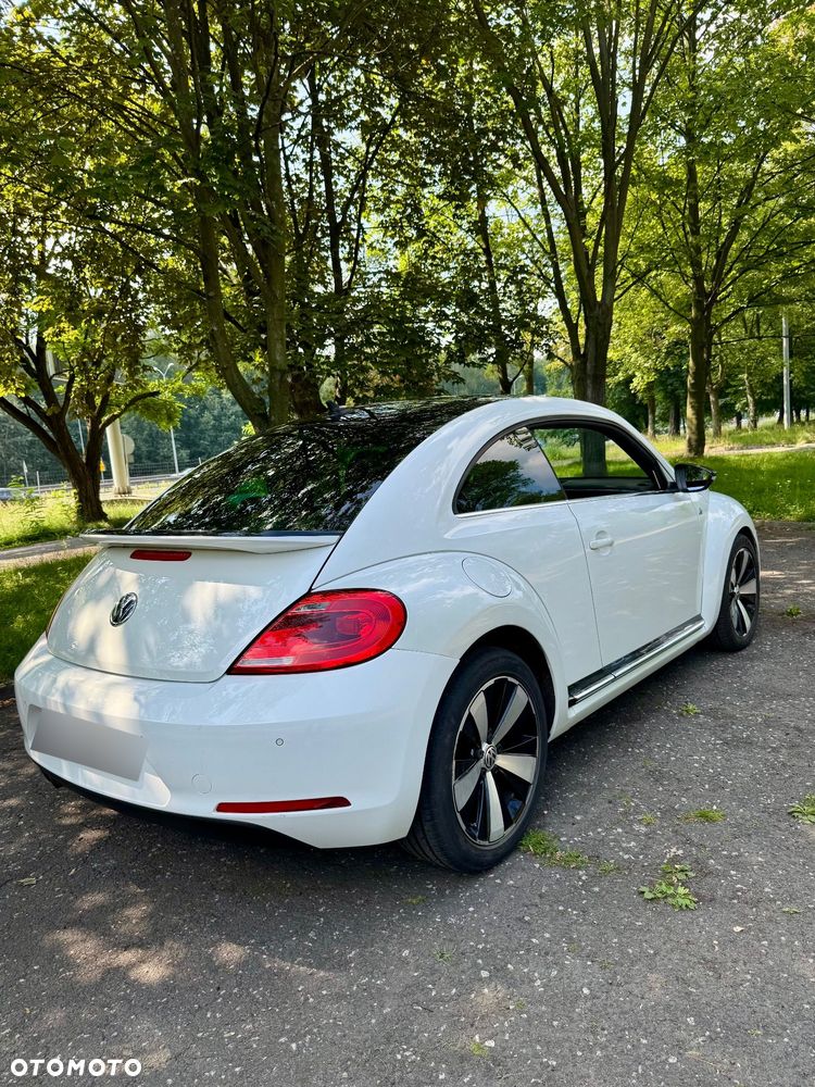 Volkswagen Beetle 2.0 TDI Sport DSG - 11