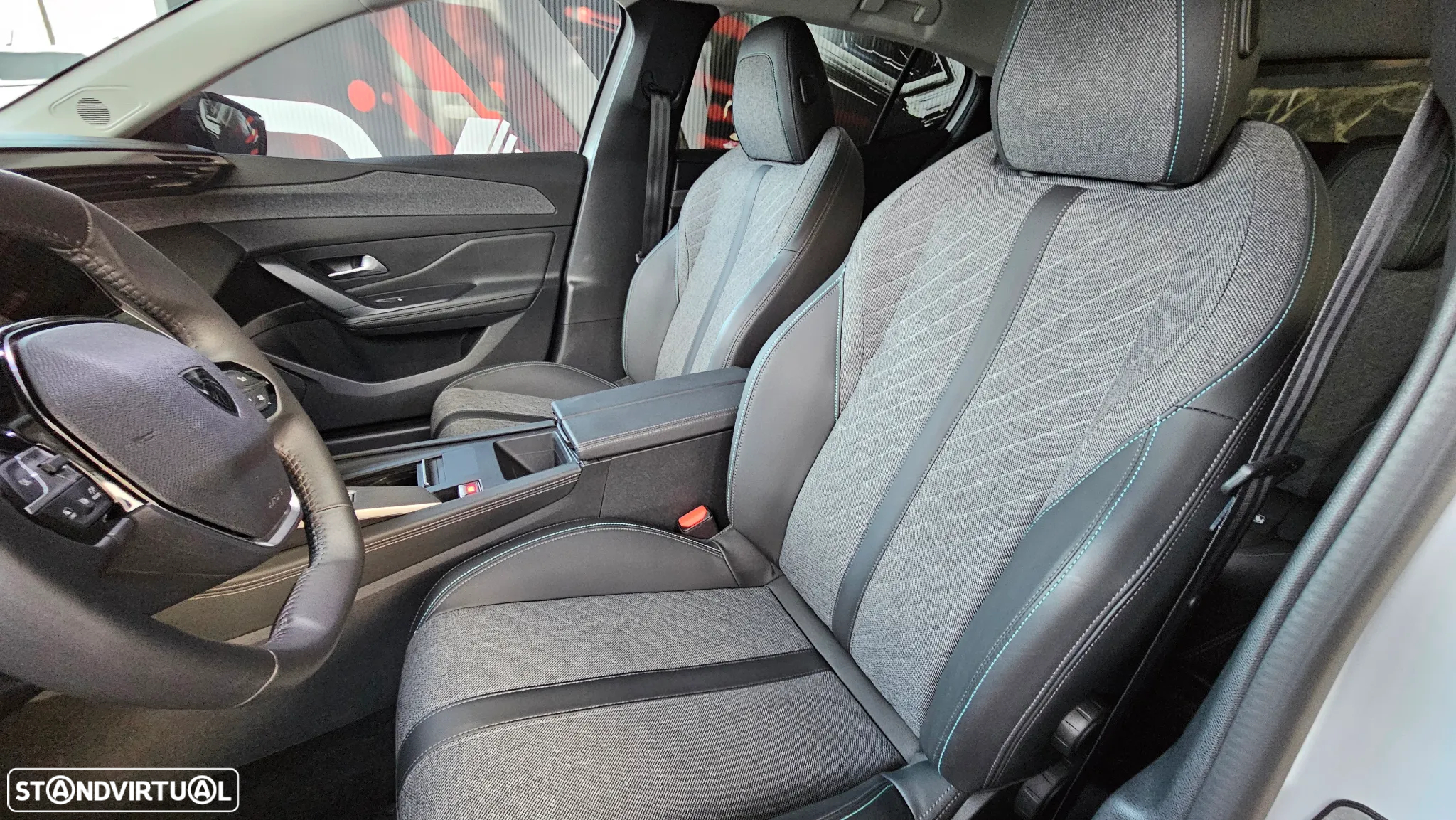 Peugeot 408 PureTech 130 EAT8 Allure Pack - 19