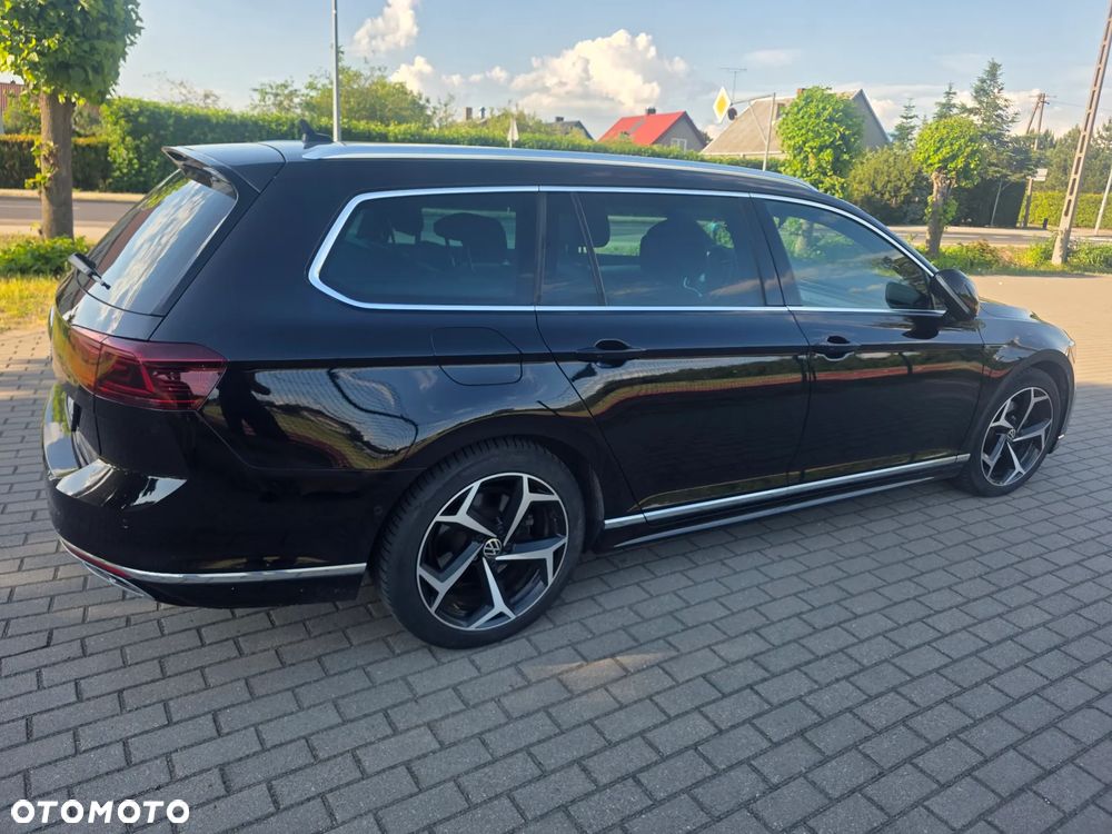 Volkswagen Passat - 9