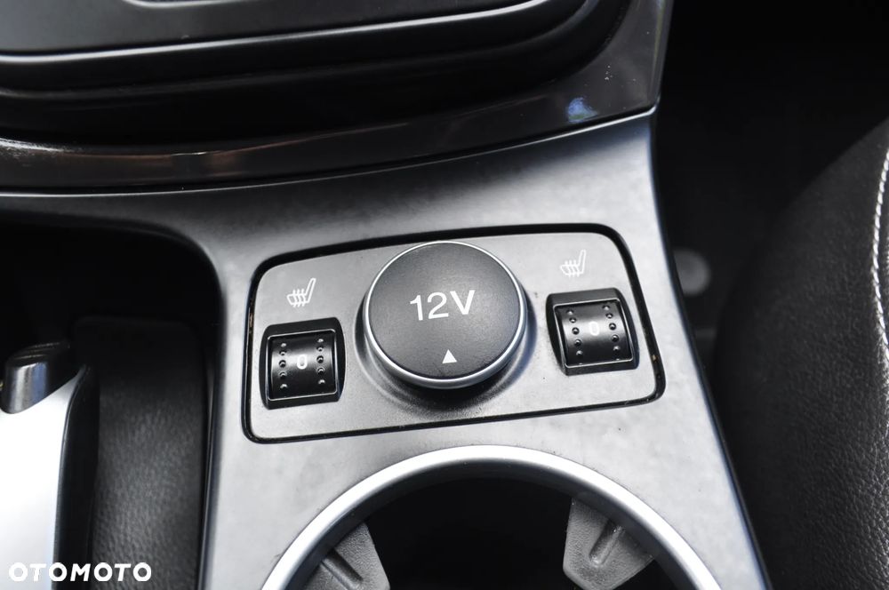 Ford Kuga - 18