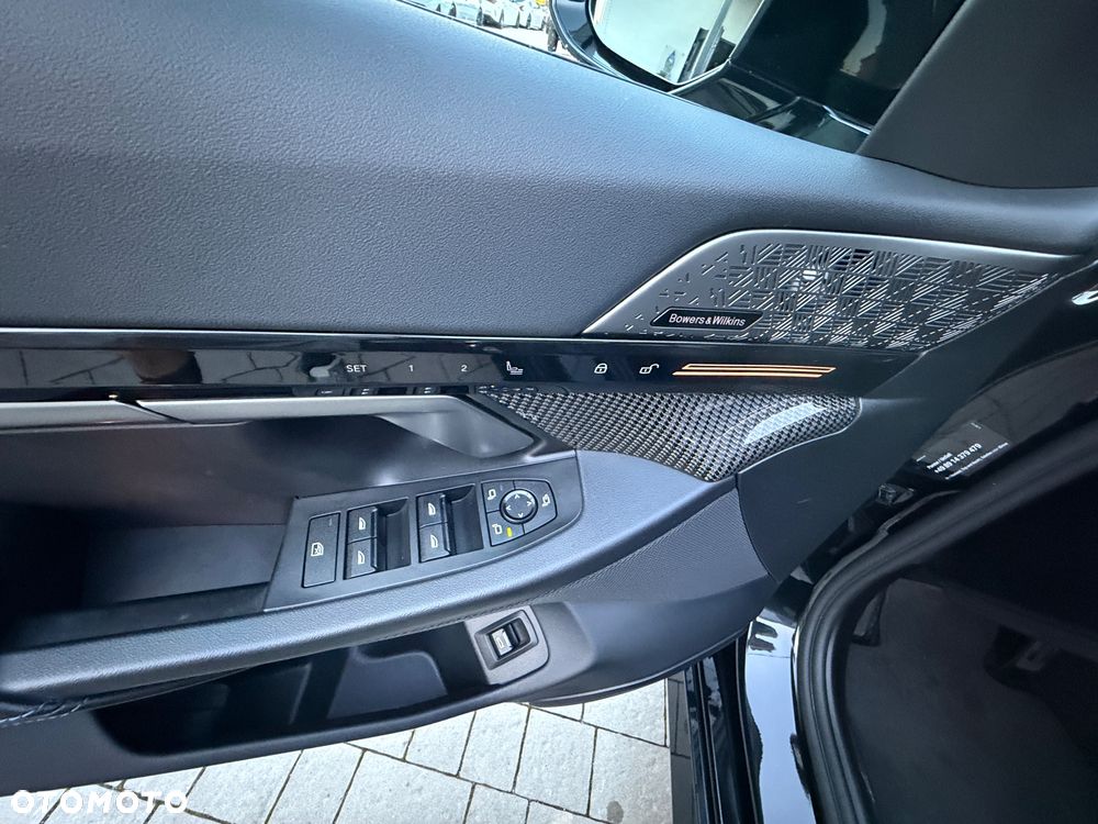 BMW Seria 5 520d xDrive mHEV M Sport - 22