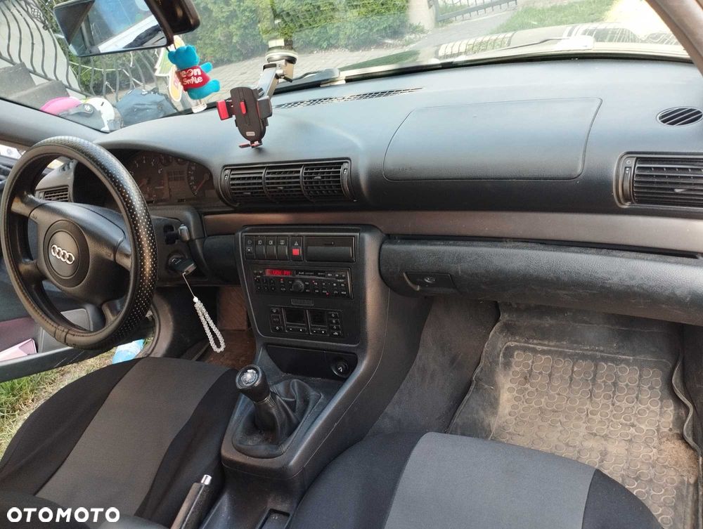 Audi A4 Avant - 3