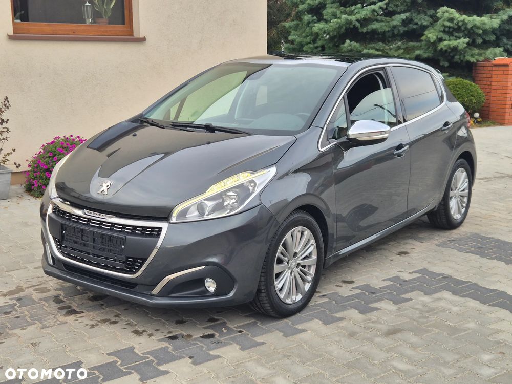 Peugeot 208 1.6 BlueHDi Allure S&S - 17