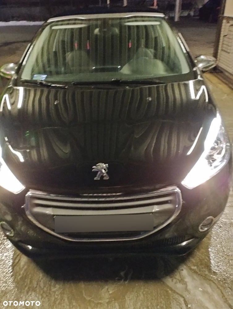 Peugeot 208 155 THP Allure - 4