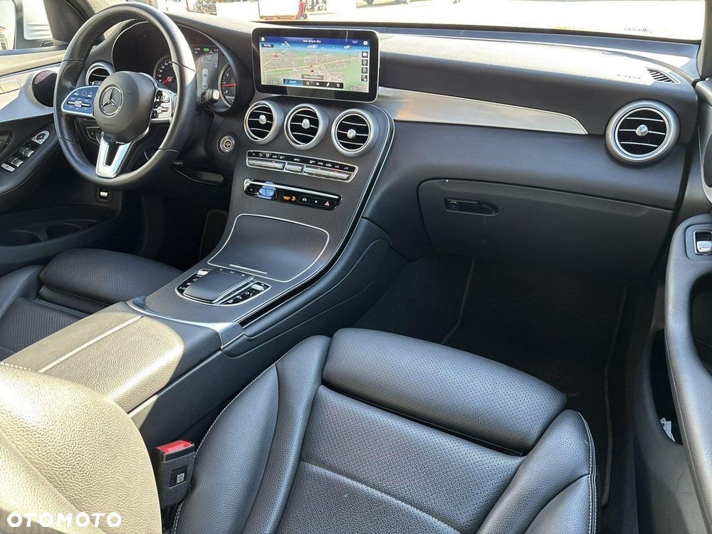 Mercedes-Benz GLC - 17
