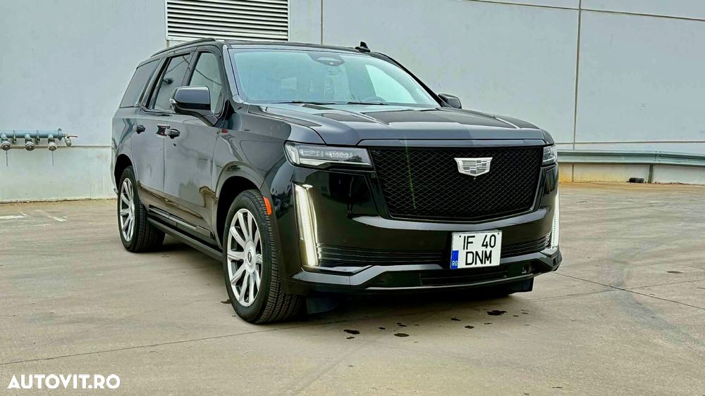 Cadillac Escalade - 2