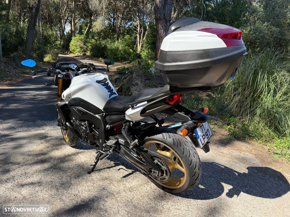 Yamaha FZ 8 N - 17