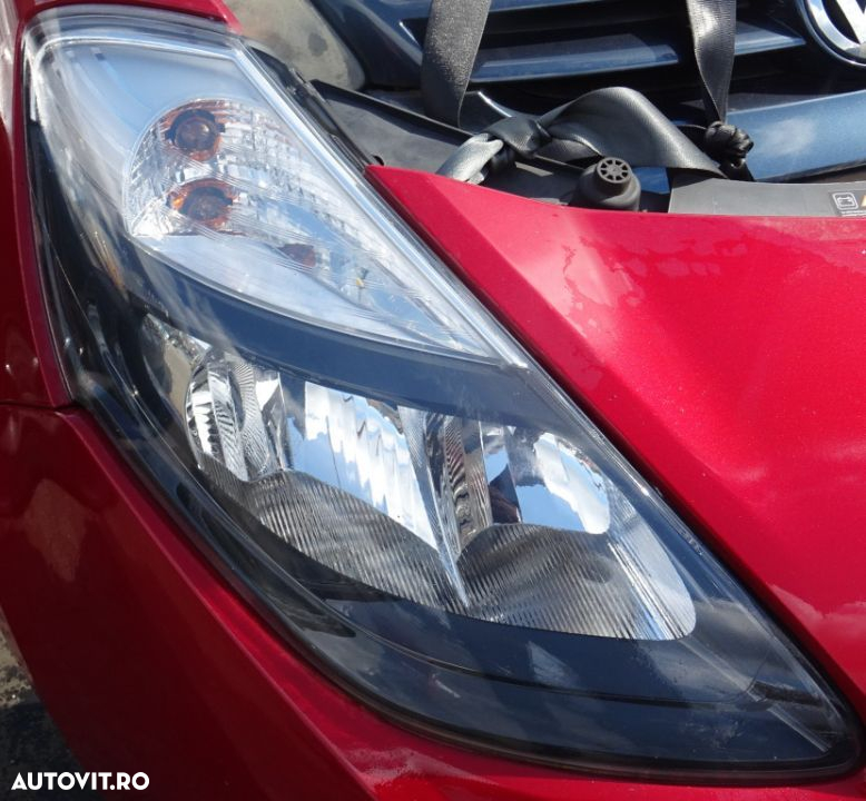 Fata completa Renault Clio 3 din 2010 facelift volan pe stanga - 2