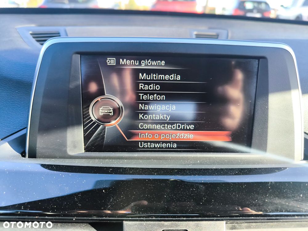 BMW X1 sDrive18i xLine - 23