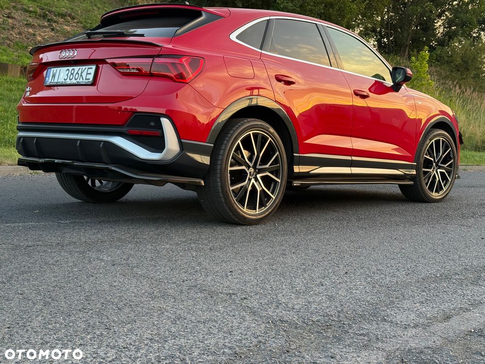 Audi Q3 Sportback - 4