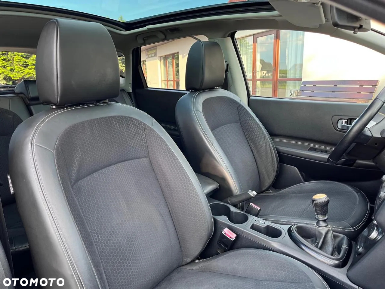 Nissan Qashqai 1.6 dCi DPF tekna - 34