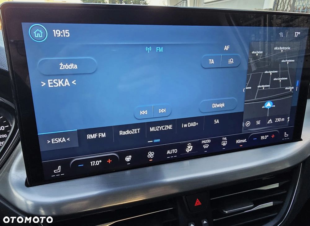 Ford Focus 1.5 EcoBlue Start-Stopp-System TITANIUM EDITION - 31