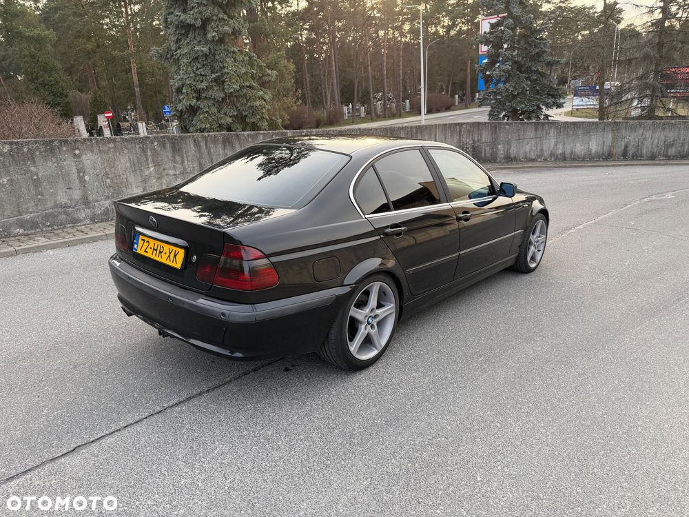 BMW Seria 3 325i - 8