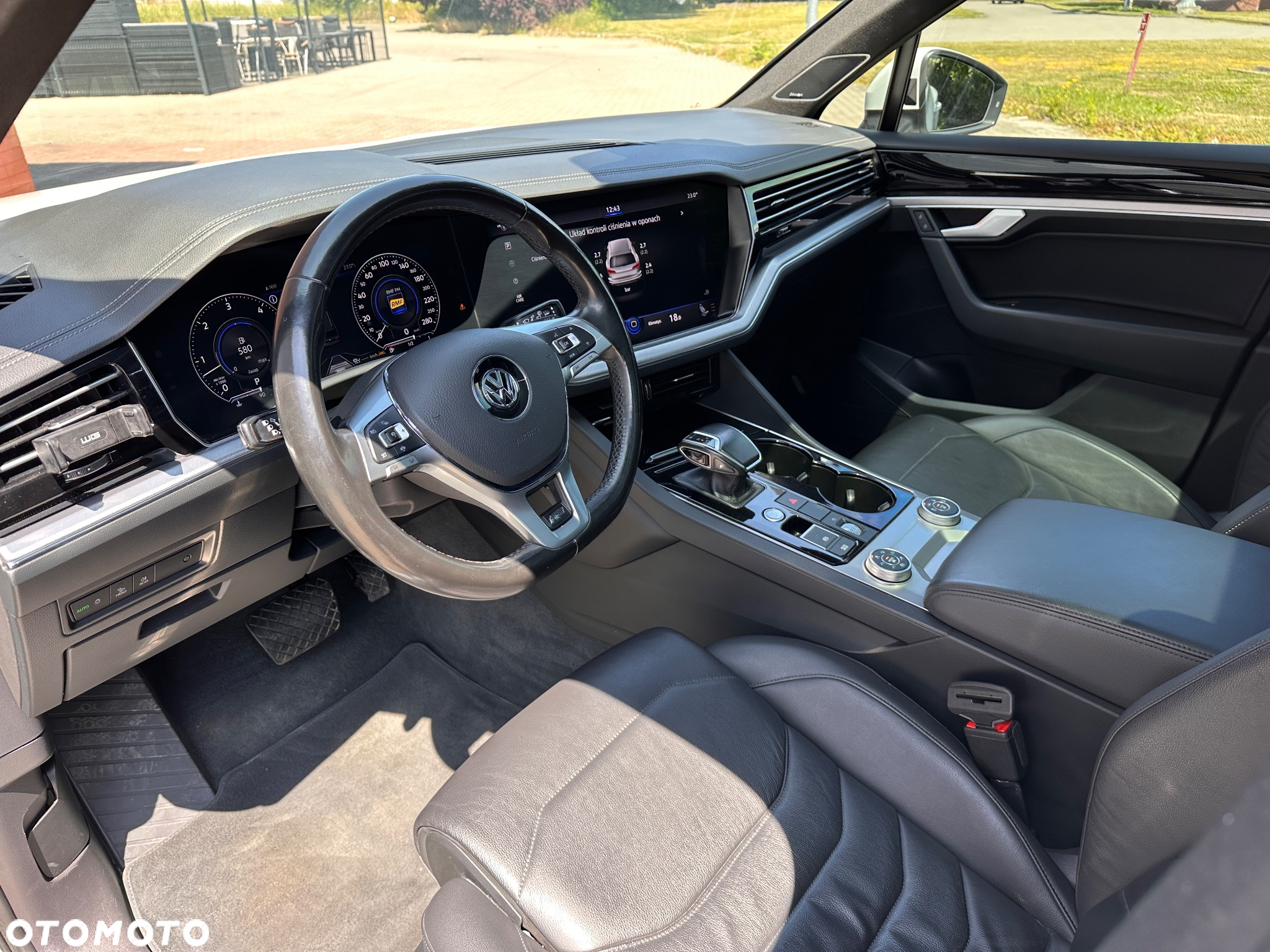 Volkswagen Touareg 3.0 V6 TDI SCR 4Mot R-Line - 12