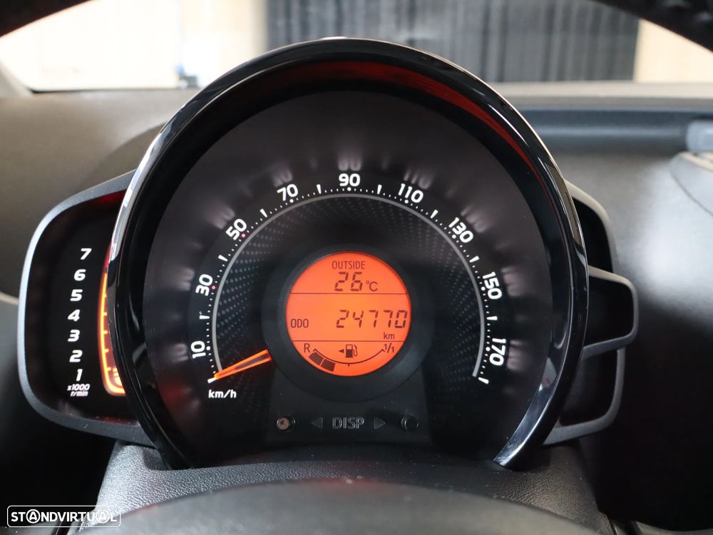 Toyota Aygo 1.0 X-Play - 27