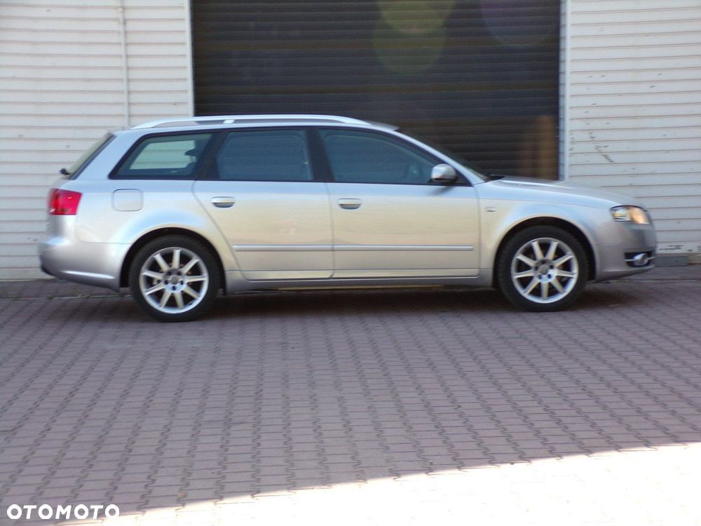 Audi A4 Avant - 4