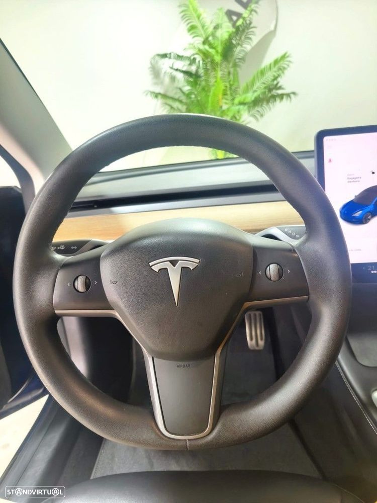 Tesla Model 3 Standard Range Plus RWD - 11