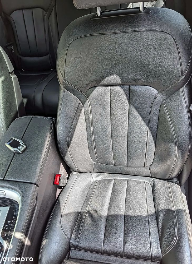BMW Seria 7 740i - 15