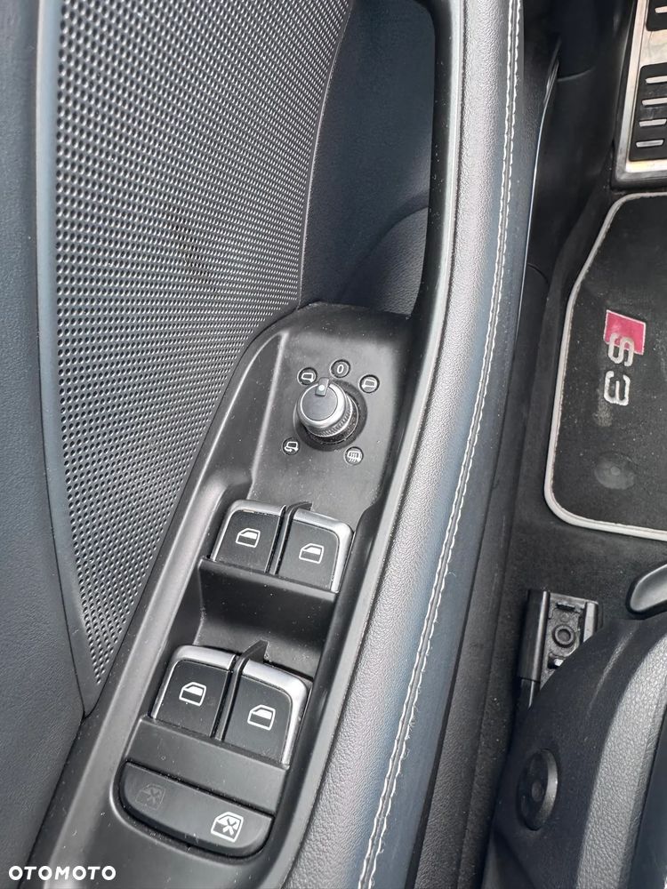 Audi S3 S tronic - 14