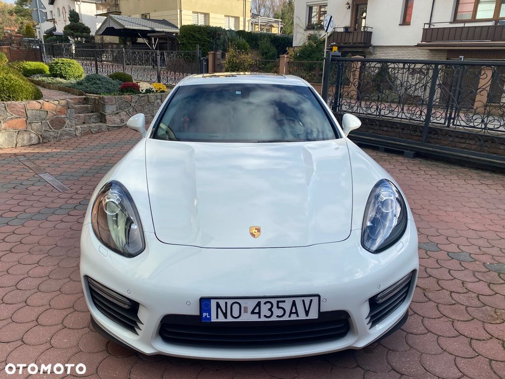 Porsche Panamera - 3
