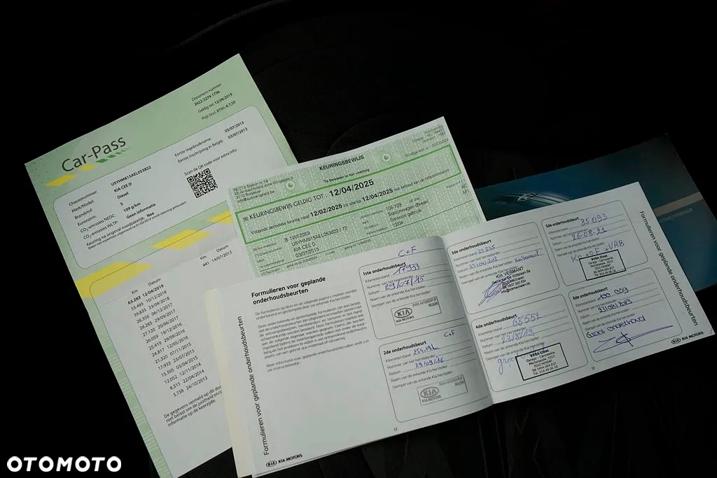 Kia Ceed - 36