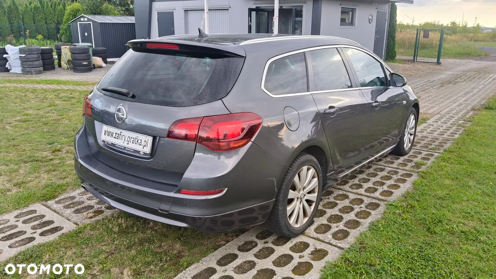Opel Astra 1.4 Turbo Cosmo - 6