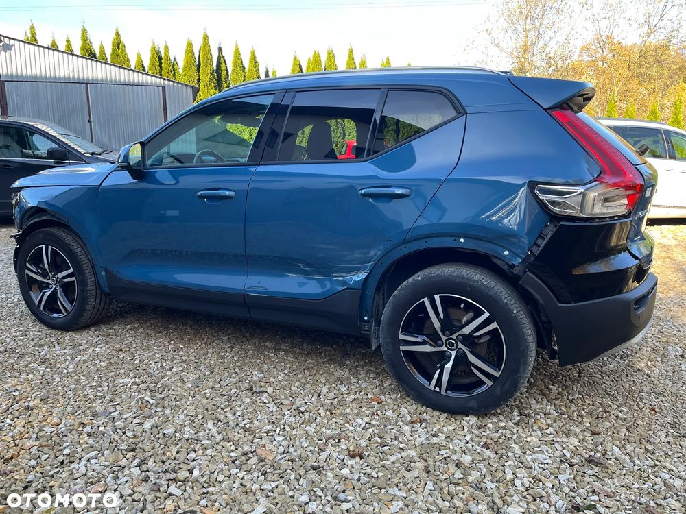 Volvo XC 40 - 18