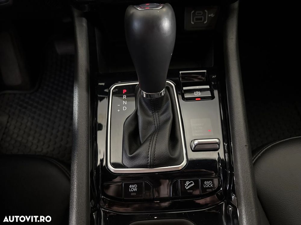 Jeep Compass - 18