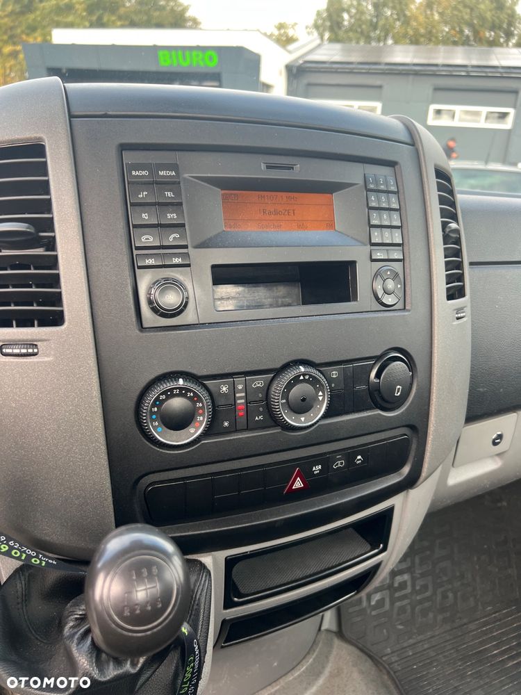 Mercedes-Benz Sprinter - 10