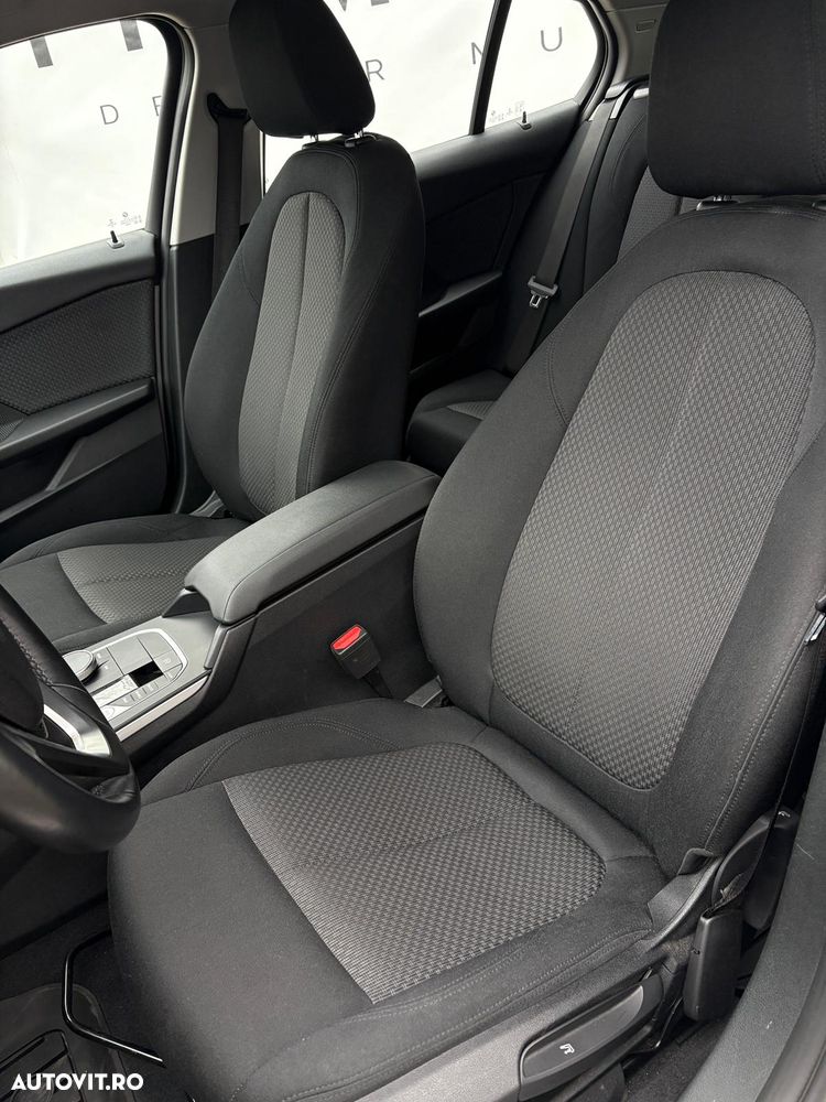 BMW Seria 1 120i Aut. Sport Line - 14