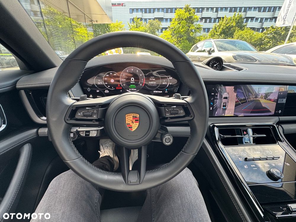 Porsche Panamera 4 E-Hybrid PHEV - 19