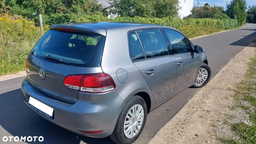 Volkswagen Golf - 5