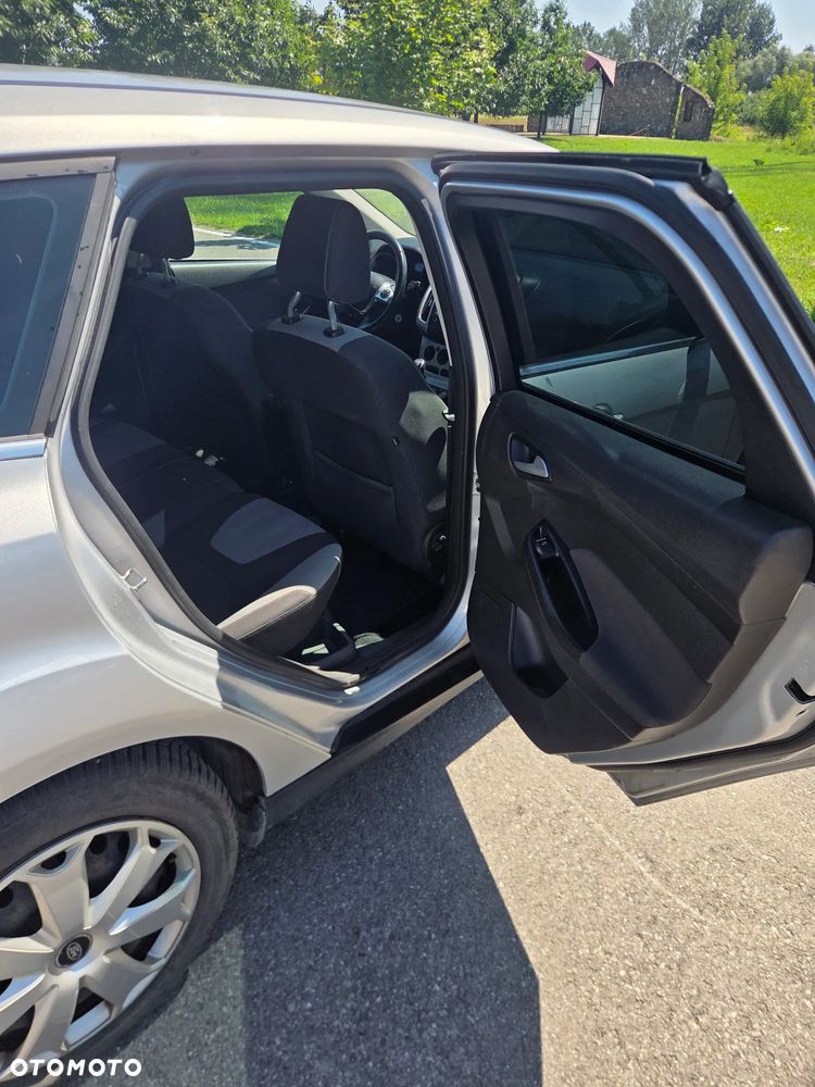 Ford Focus 1.6 TDCi Edition - 6