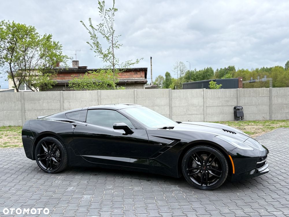 Chevrolet Corvette - 6