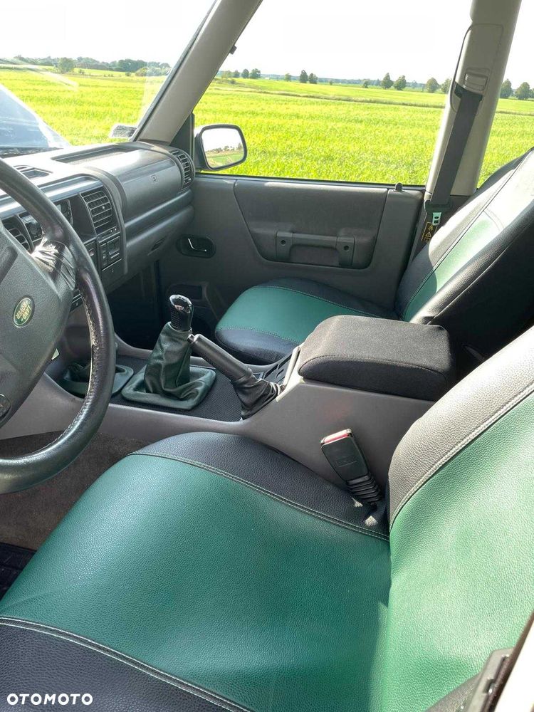 Land Rover Discovery - 5