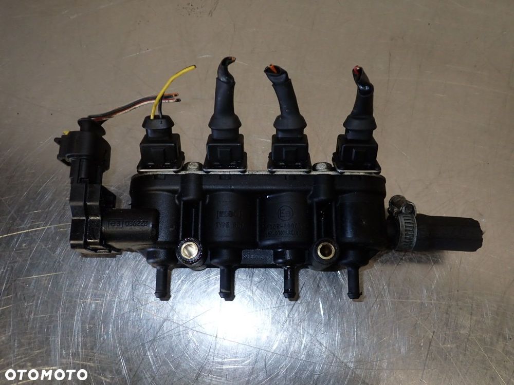 LISTWA WTRYSKOWA GAZU HONDA CIVIC VI 1.6 V-TEC 0261230373 - 1