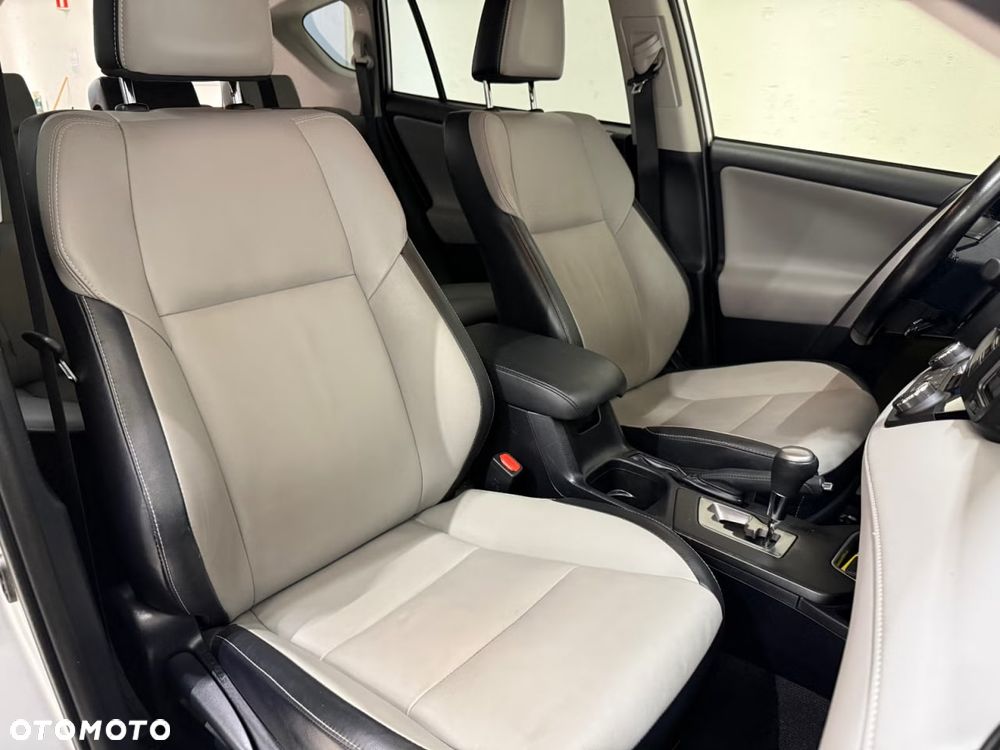 Toyota RAV4 2.5 4x4 Executive - 19