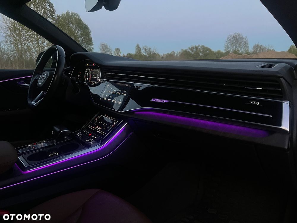 Audi Q8 - 13