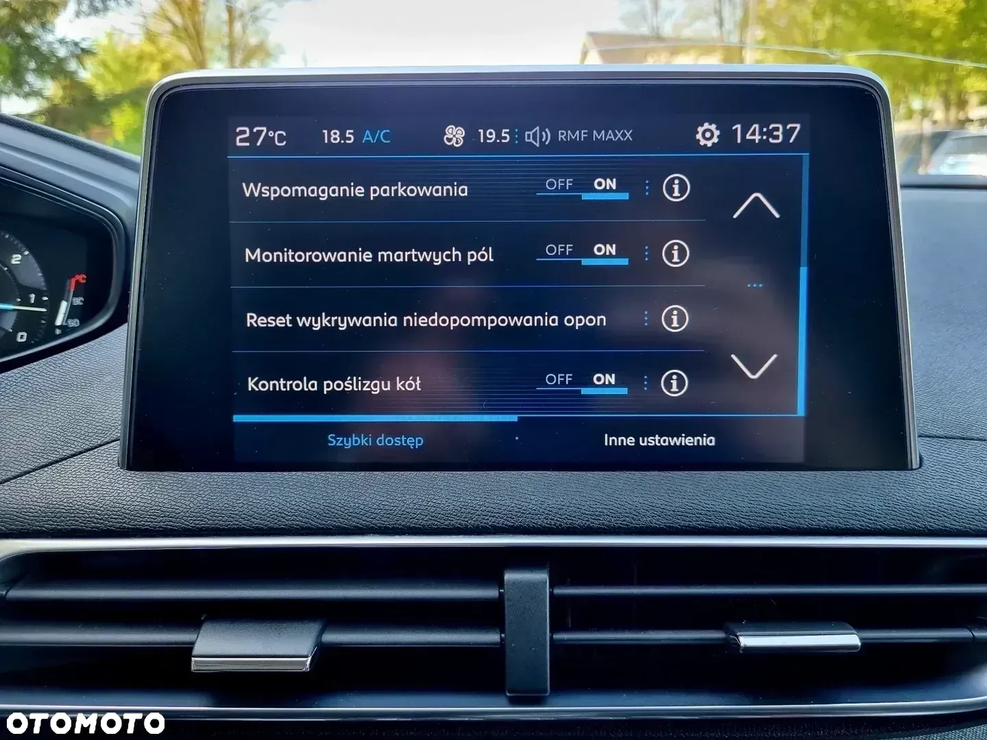 Peugeot 5008 BlueHDI 120 EAT6 Stop & Start Allure - 23