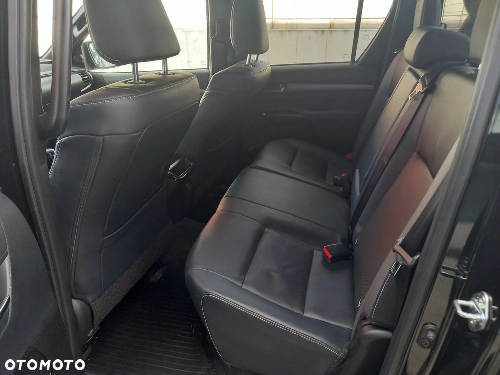 Toyota Hilux 2.8 D-4D Double Cab Invincible 4x4 - 11