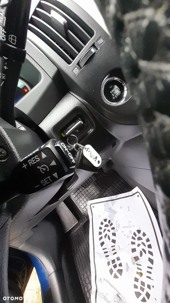 Toyota Corolla Verso - 14