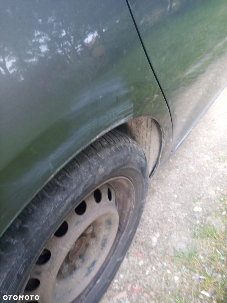 Toyota Auris 1.6 Premium - 12