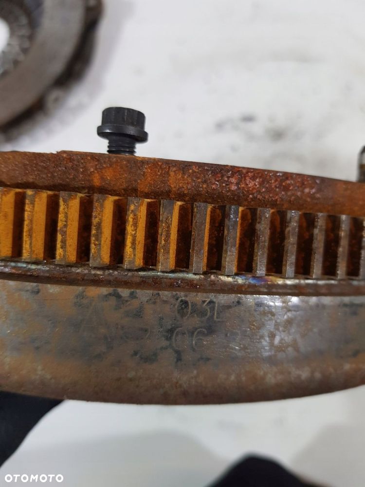 KOŁO DWUMASOWE SPRZĘGŁO 03L105266CC VW AUDI SKODA SEAT 2.0 TDI CFF 30 TYŚ - 13