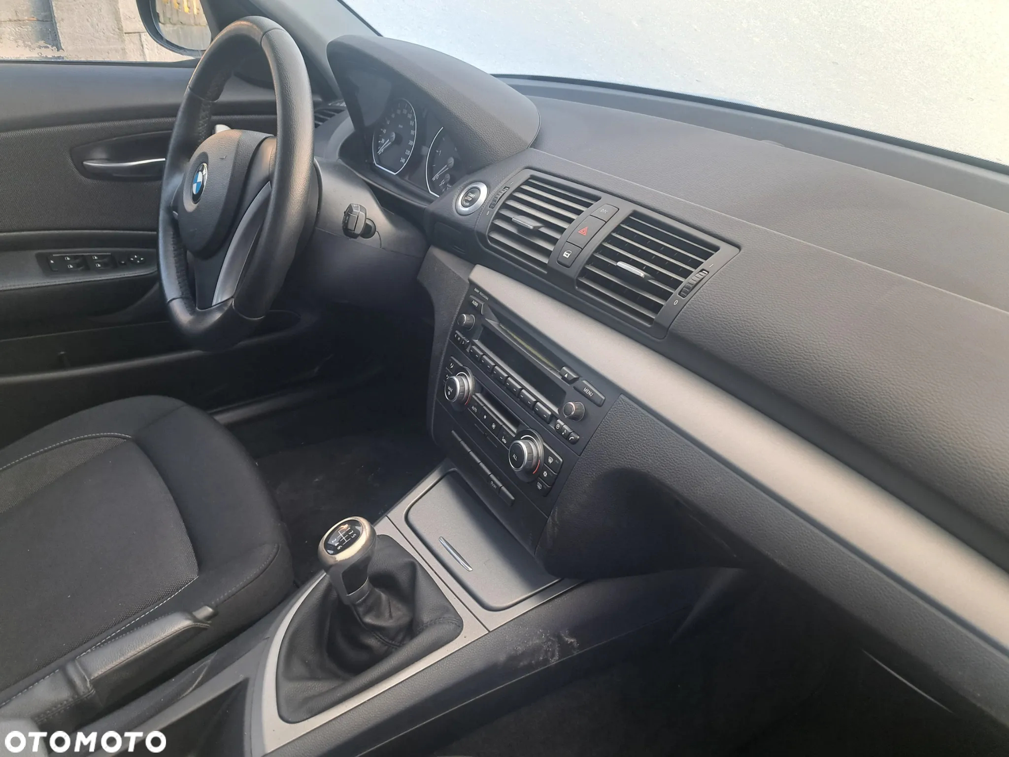 BMW Seria 1 118d - 6